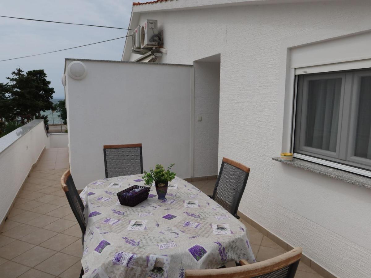 Apartment Mira-2 By Interhome Vir Exterior photo